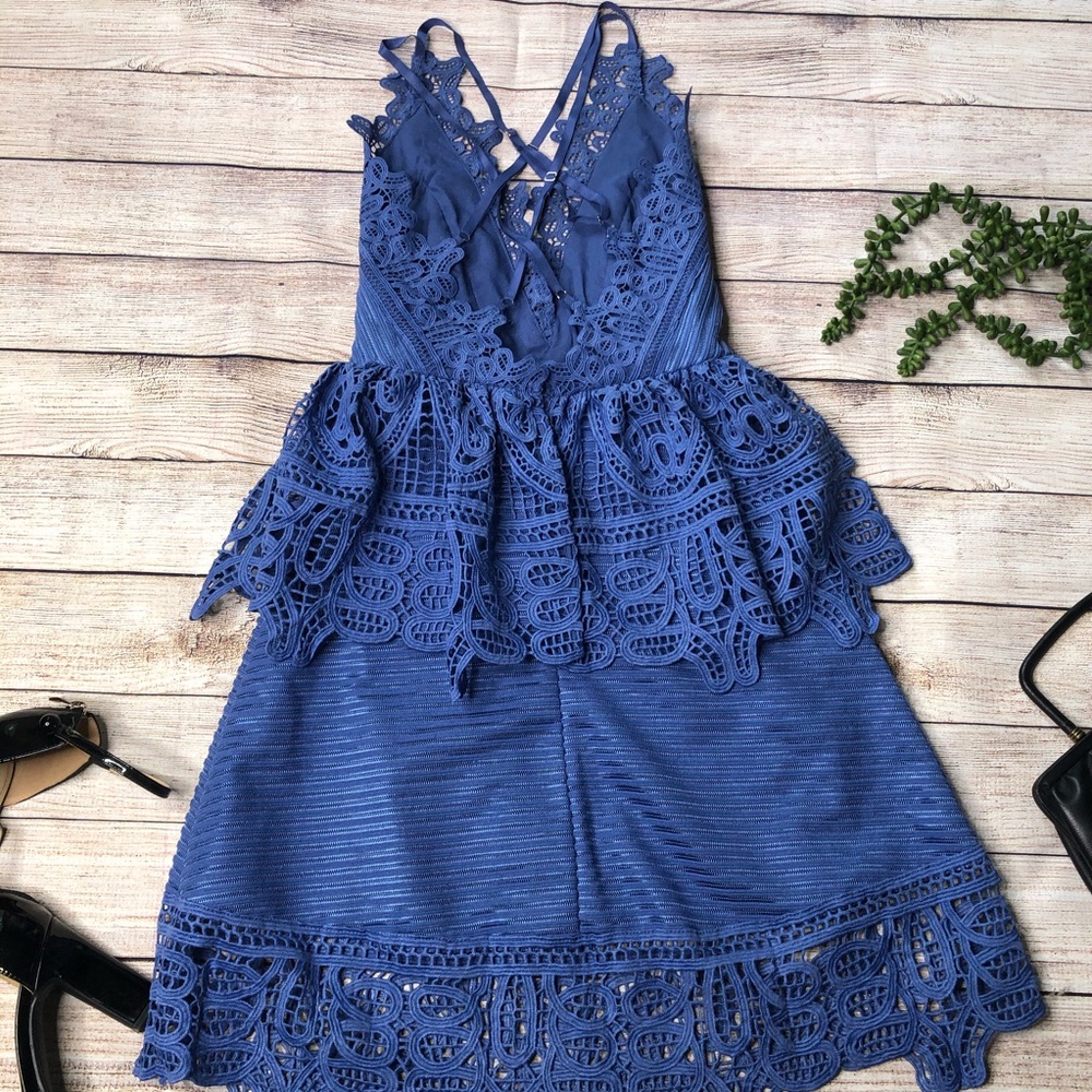 L’atiste crochet lace trimmed ribbed peplum dress strap back small - Picture 7 of 9